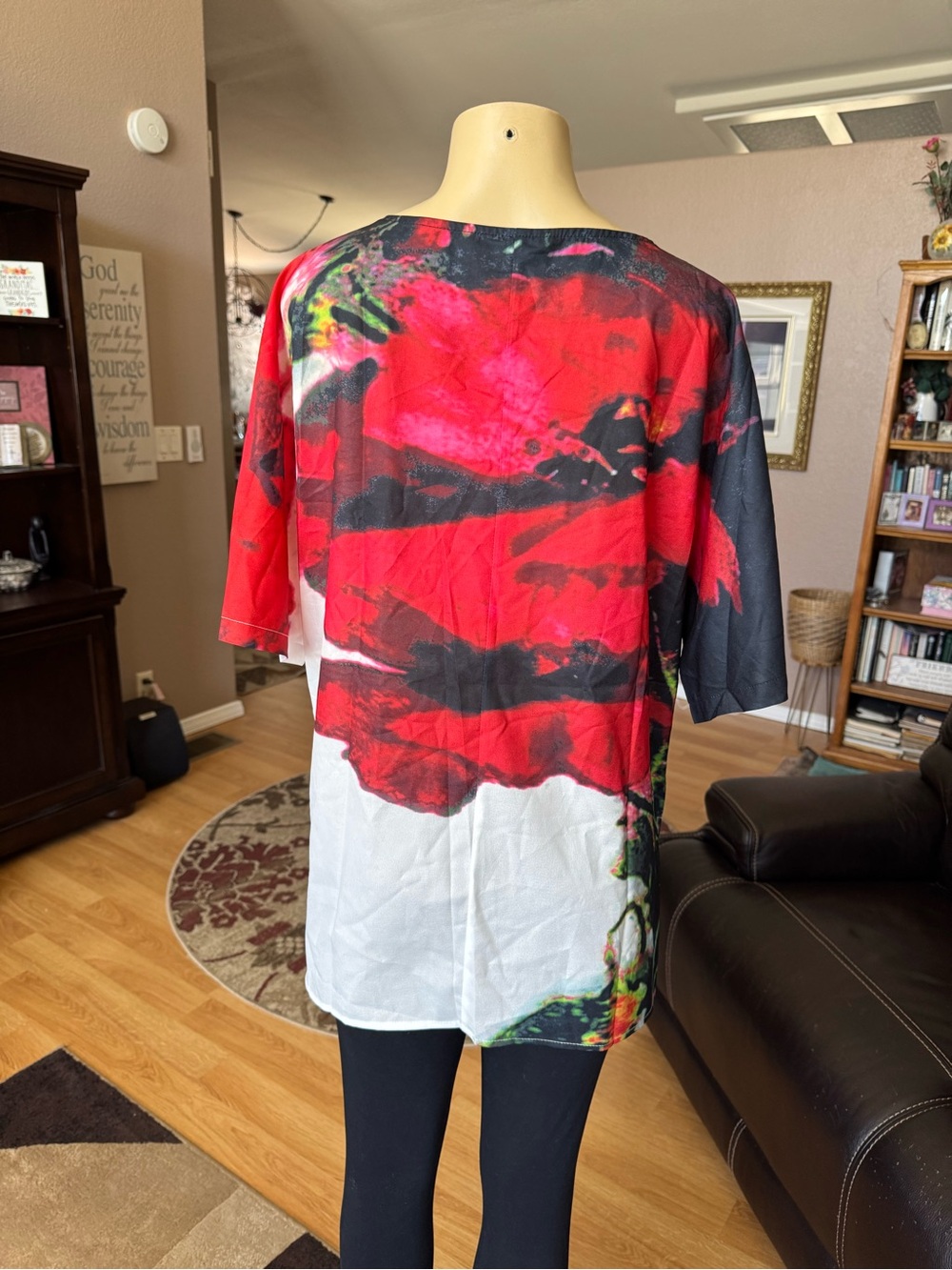 Boutique lightweight multicolored abstract relaxed fit blouse-size 2X - Picture 8 of 9